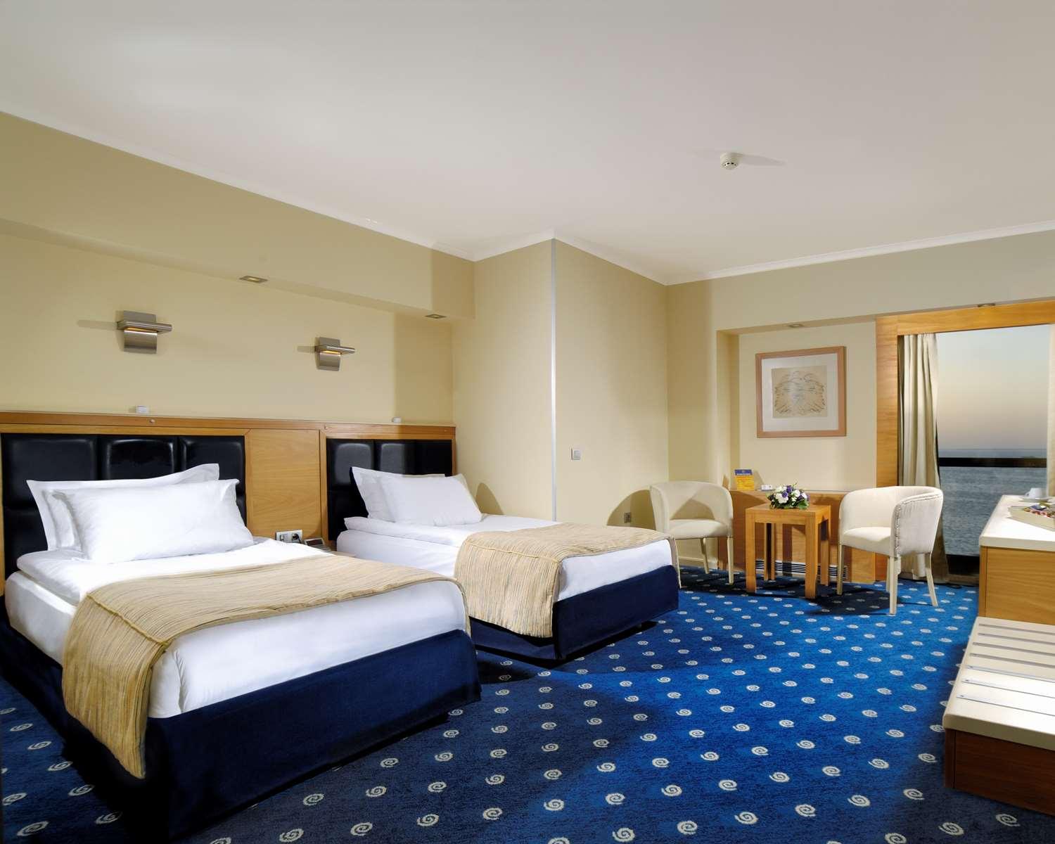 Best Western Plus Hotel Konak Izmir Exterior foto