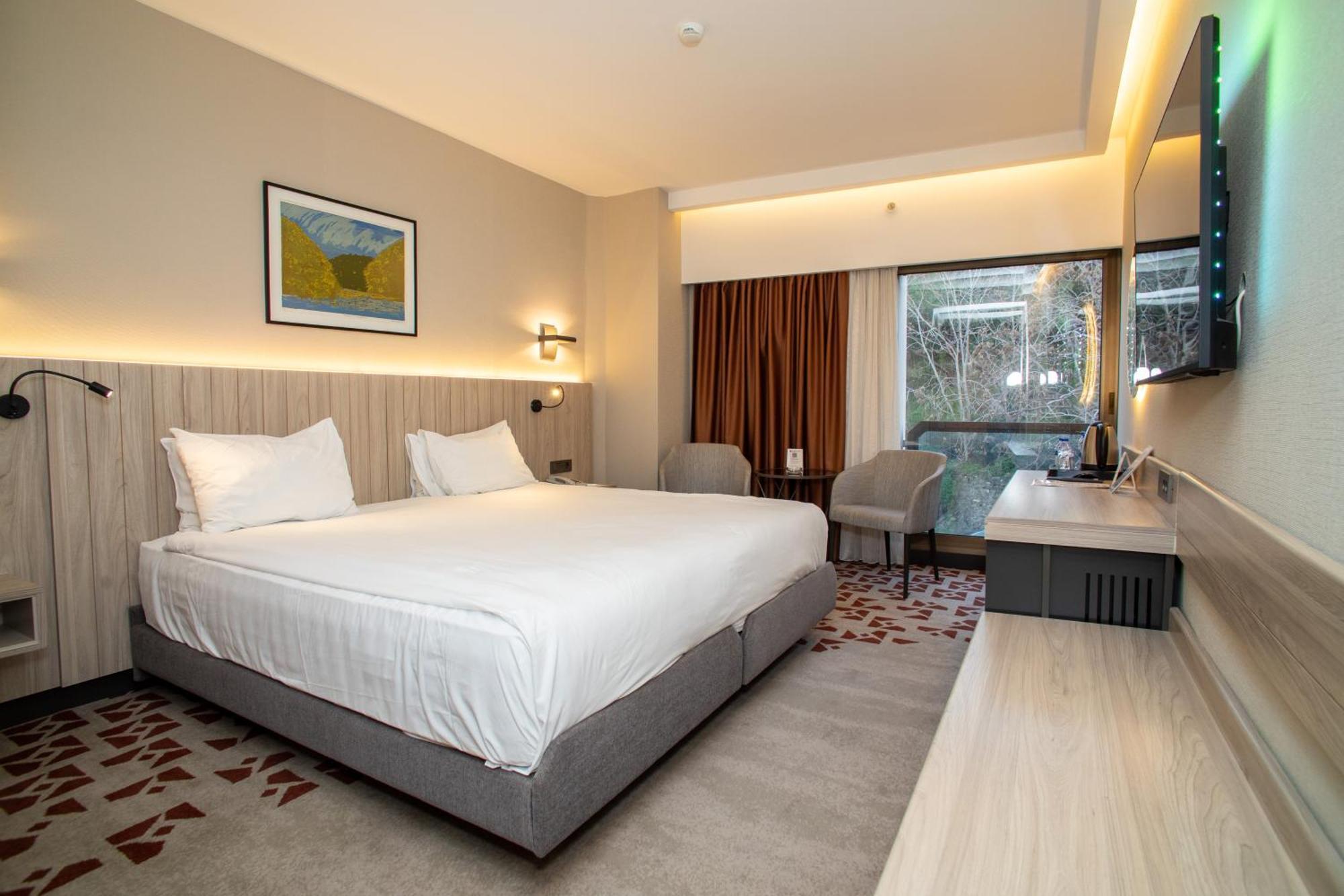 Best Western Plus Hotel Konak Izmir Exterior foto