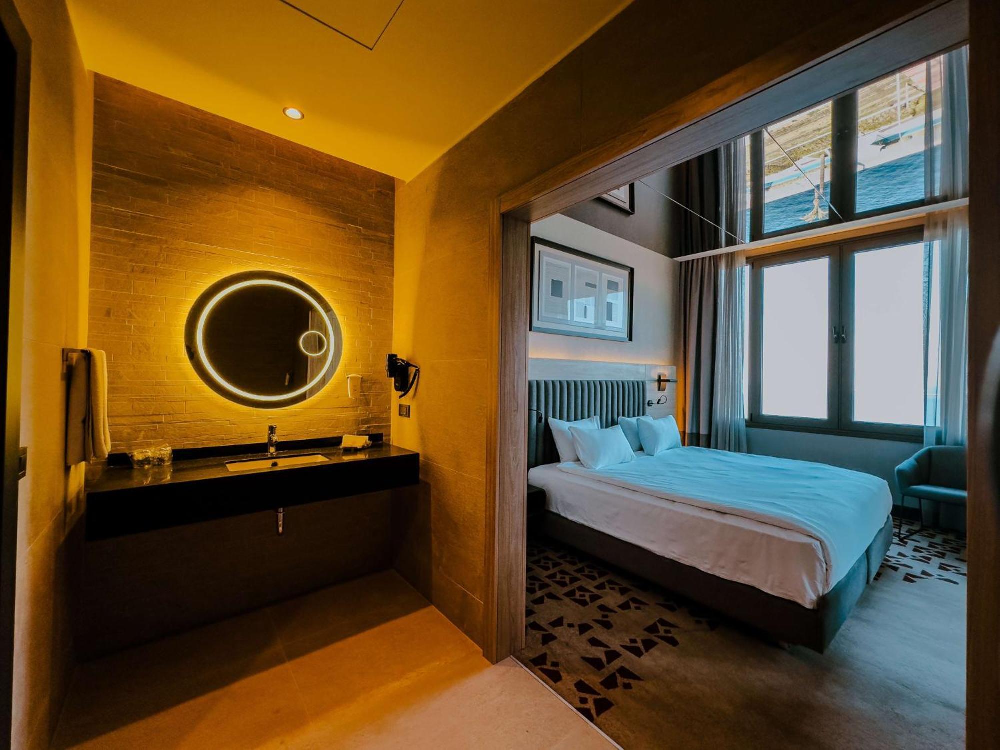 Best Western Plus Hotel Konak Izmir Exterior foto
