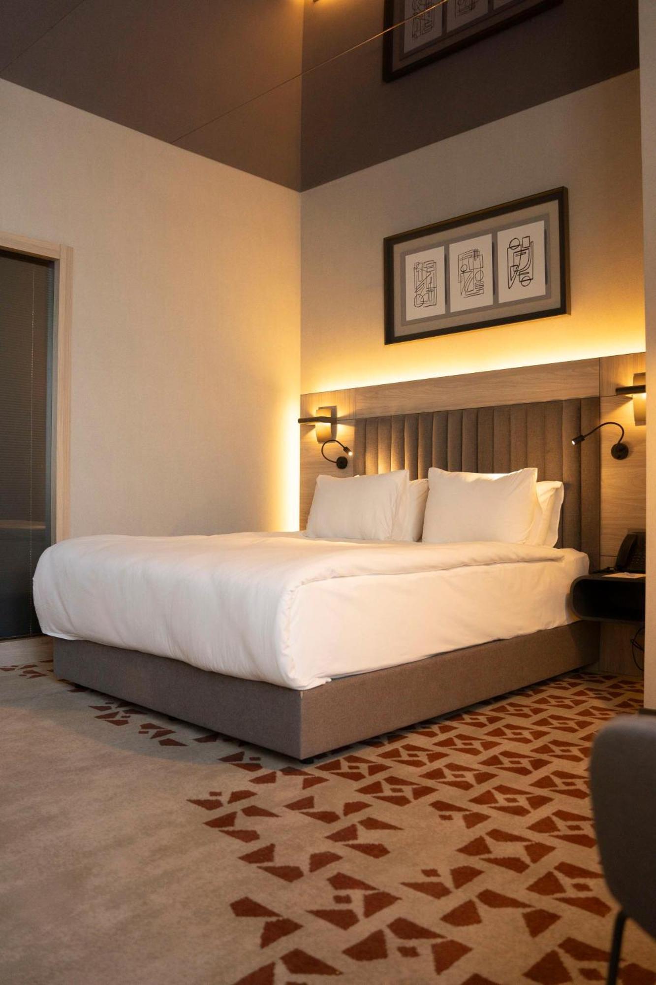 Best Western Plus Hotel Konak Izmir Exterior foto